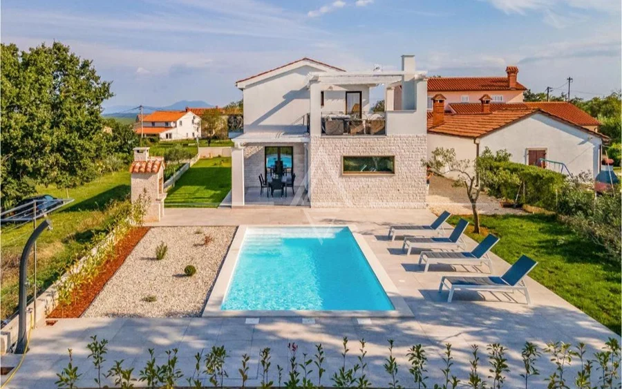 Istrie, Barban, Maison moderne avec piscine dans un endroit paisible