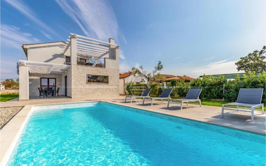 Istria, Barban, Modern house with pool in a peaceful location