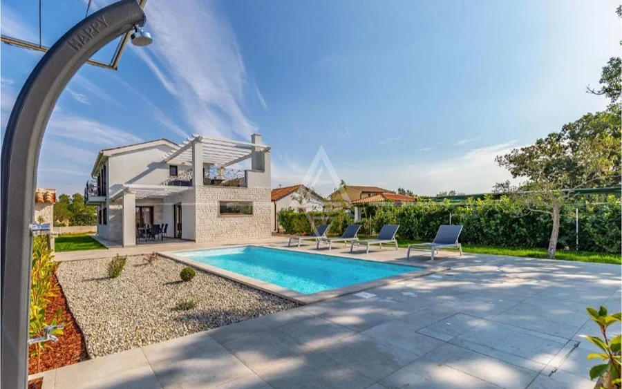 Istria, Barban, Modern house with pool in a peaceful location